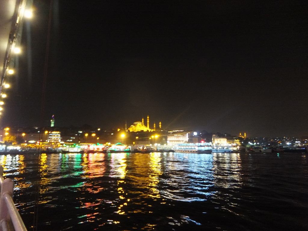 ガラタ橋 夜の風景