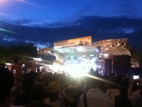 横須賀フレンドシップデイのコンサート会場