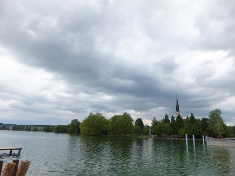 ツーク湖畔サイクリング：スイス