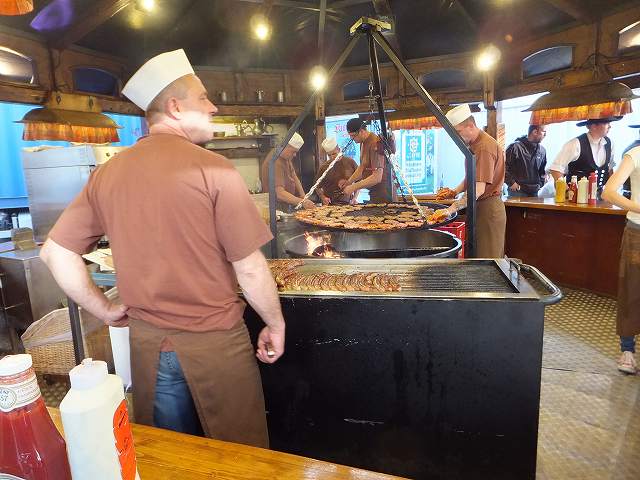 フェスティバルにあったソーセージ屋：ドイツ