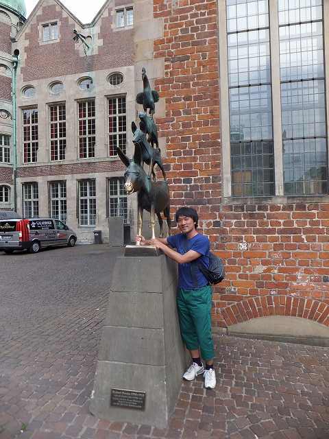 ブレーメンの音楽隊の像：ドイツ