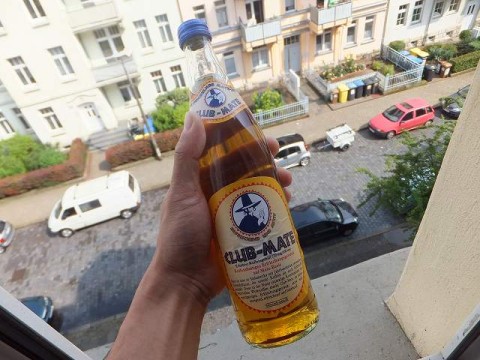 不思議な味のカフェインドリンク