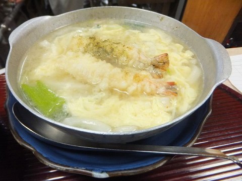 鍋焼きうどん：新梅田食堂街「新喜楽」