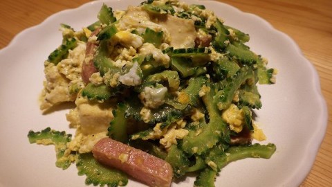 やっぱり？まずはゴーヤチャンプルー