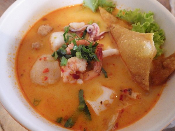 シーフードヌードルinチェンマイの屋台