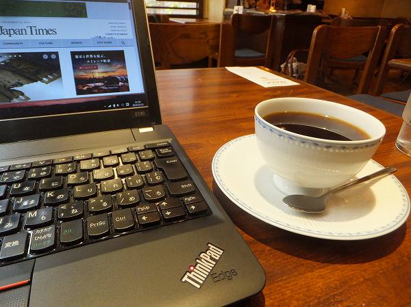 オシャレなカフェでノマド作業♪