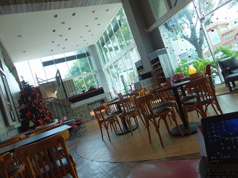 Brew COFFEE :マラッカ海外ノマド生活：オススメカフェ