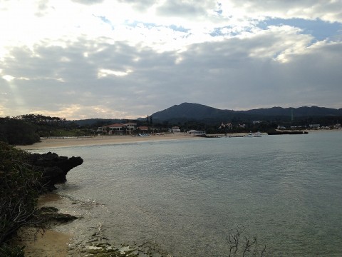 冬の沖縄の海♪青い海